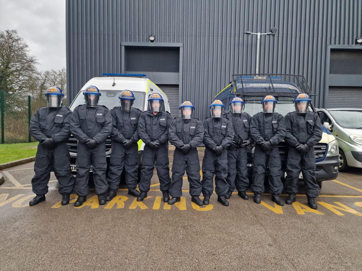 CheshPolSC's tweet image. This weekend some of our Police Support Unit (PSU) Level 2 trained volunteer police officers completed their annual refresher at our Tactical Training Centre. 👏🏼

Our officers support local &amp;amp; national public order/public safety events when the enhanced resources are required! 👮🏼