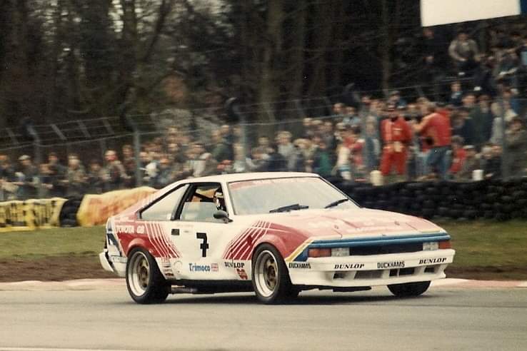 TheHardCompound's tweet photo. Remembering the brilliant double World Motorcycle Champion Barry Sheene, whom we so sadly lost 21 years ago today, aged just 52.

A maverick &amp; wonderful racer on 2 and 4 wheels, he also raced in the @BTCC.

Rest In Peace, Barry 🇬🇧

#RestInPeace #MotoGP #btcc @KeithHuewen #barry https://t.co/ITbnCw2xj4