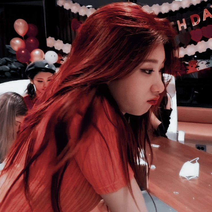 ⠀
⠀
⠀⠀⠀⠀⠀   ﹙⠀𝐄 𝐕 𝐄 𝐑 𝐘 𝐎 𝐍 𝐄⠀.ᐟ
⠀⠀      ⠀⠀remembers⠀ ┉━⠀ the
⠀⠀  ⠀⠀𝐠𝐢𝐫𝐥⠀⨾⠀ɯıth⠀ 𝐭𝐡𝐞⠀𝐫𝐞𝐝   𝐡𝐚𝐢𝐫.
⠀⠀
⠀