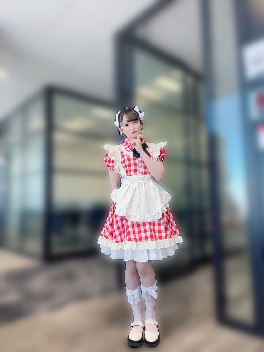 yamano_arisu's tweet photo. オンライン個別お話し会有難う御座いました！

本日は少し早めのホワイトデーの日🍫🤍
メイドさんみたいなお洋服でした〜!!
また皆さんとお話ししたいです🥺
#ニアジョイ https://t.co/whIc2TftwP