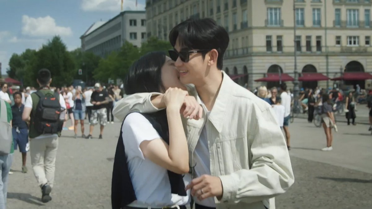 kdrama tweets tweet media