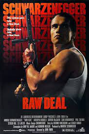 merlinpapin3's tweet photo. .@FredOL69007 Ce soir sur @C8TV le film  #LeContrat de John Irvin (1986)
Avec : Arnold Schwarzenegger, Kathryn Harrold, Darren McGavin, Sam Wanamaker, Paul Shenar, Steven Hill, Joe Regalbuto, Robert Davi, Mordecai Lawner, Blanche Baker, Ed Lauter, Louise Robey, Victor Argo, George P. Wilbur, Denver Mattson, John Malloy, Lorenzo Clemons, Dick Durock, Frank Ferrara, Thomas Rosales Jr., Jack Hallett, Leon Rippy, Jay Butler, Norman Max Maxwell, Tony DiBenedetto, Tom Hull, Mary Cannon, Gary Houston, Greg Noonan

Limogé du FBI à la suite d'une bavure, Mark Kaminsky est aujourd'hui shérif dans une petite bourgade près de Miami. Un jour, il reçoit un appel téléphonique de son ancien chef qui lui fixe un rendez-vous insolite dans un endroit discret. Là, il lui confie une mission particulièrement délicate: venger la mort de son fils Barney, abattu par un commando de la mafia alors qu'il assurait la protection d'un homme qui s'apprêtait à témoigner contre le syndicat du crime. Principal suspect: Luigi Patrovita, parrain de Chicago, dont le train de vie insolent intéresse particulièrement le procureur Baxter. Lequel cependant est incapable d'agir fautes de preuves... Pour mener à bien ce contrat qui lui permettra de réintégrer le FBI, Kaminsky décide d'infiltrer l'organisation en se faisant passer pour un tueur du nom de Brenner et en jouant sur les rivalités existantes entre Patrovita, son associé Rocca ainsi qu'un autre chef du réseau, Lamansky...