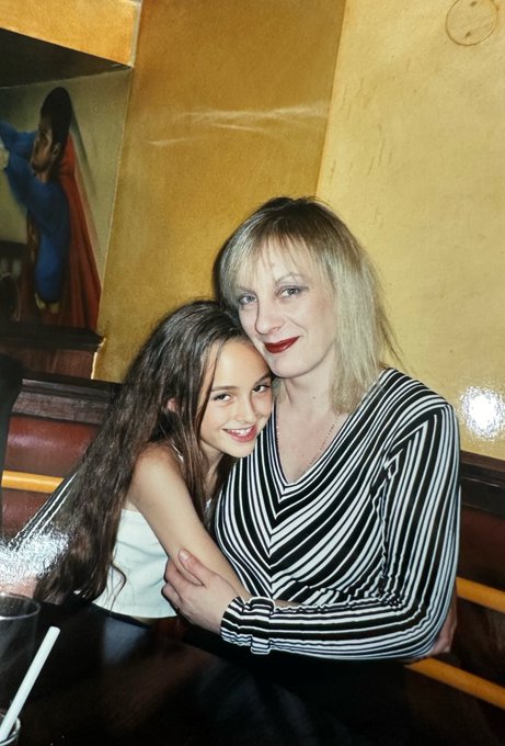 Happy Mother&rsquo;s Day @lornalyonssmith &hearts;️  Thank you for always being there for me, I love you so much 🥰<a class="tags" target="_blank" title="On Twitter" href="/?out=eyJ0eXAiOiJKV1QiLCJhbGciOiJIUzUxMiJ9.eyJpYXQiOjE3MjA3MjgyOTgsImlzcyI6InR3cG9ybnN0YXJzLmNvbSIsIm5iZiI6MTcyMDcyODI5OCwiZXhwIjoxNzUyMjY0Mjk4LCJyZWRpcmVjdF91cmwiOiJodHRwczovL3R3aXR0ZXIuY29tL2xvcm5hbHlvbnNzbWl0aCJ9.8Y8UCW-nsNa7yIKXjnetMSC9LiI1ZwUpMI_6nZBUzE29MQfd0KZd2-pYyvNDeR-mldMP0ER7SsW8iXmHHJ4o8Q">@lornalyonssmith</a><a href="/tag/netflix"class="tags"><span>#netflix</span></a><a href="/tag/rebelmoon"class="tags"><span>#rebelmoon</span></a>