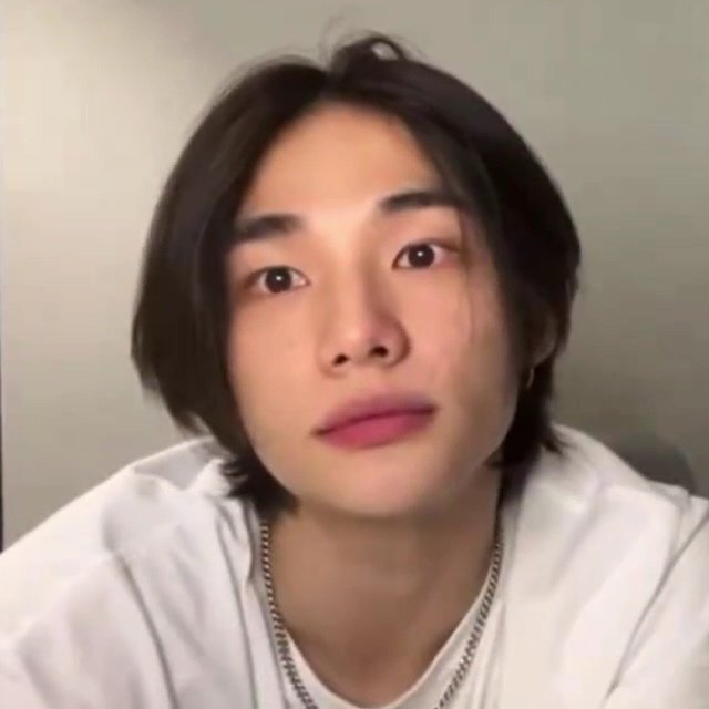 hyunjinpost's tweet photo. https://t.co/u84Xah2KWT
