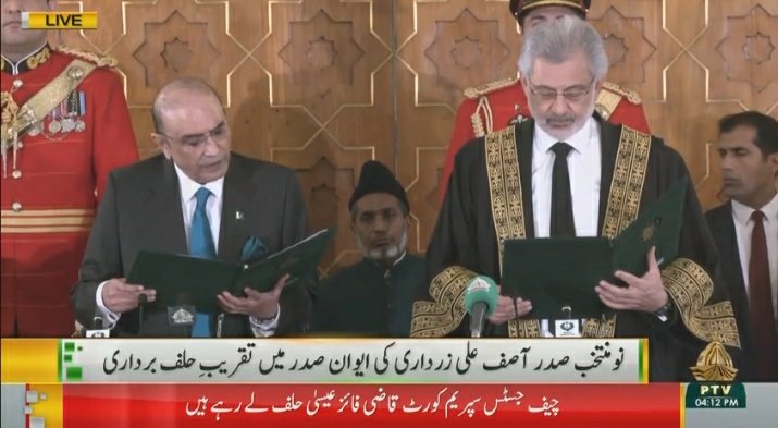 zohaibPlf's tweet photo. The last 3 or 4 days of @AAliZardari will be remembered in history forever.
Succeeded in correcting history almost after 45 years through #ZABhutto Reference.
As candidate #PresidentofPak secured votes from NA' Senate & all provinces.
Today took Oath as President from CJP of Pak. https://t.co/ook5VFfqTk