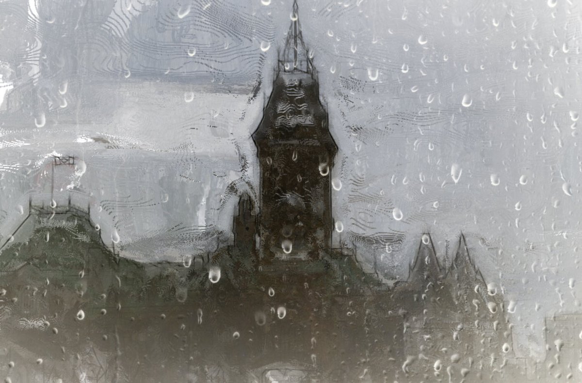The persistent rain lingers early Sunday morning (West Block). Rainfall Warning remains in effect for #Ottawa early today, as well as a Travel Advisory for expected snow that might exceed 5cm. It’s 2° now. Temps slowly fall today. Wind NW 20-40 by pm. Windy low -4 #ONstorm #ONwx