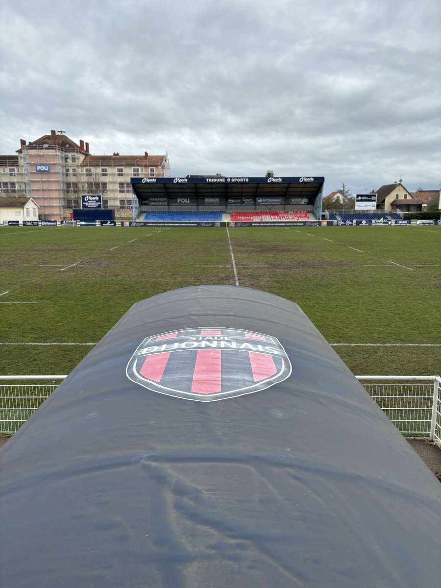 stadedijonrugby's tweet photo. 🏈 𝐉𝐎𝐔𝐑 𝐃𝐄 𝐌𝐀𝐓𝐂𝐇 🔴🔵
H-2

📮Entrée gratuite pour les -18 ans et pour les Femmes
📆 Dim 17 décembre 15h15
🏟️ Stade Bourillot
🆚 US Seynoise
🎟️ https://t.co/FN6tDechxu 
🧇🍤 #bubblewaffle / @biscrocamp 
🍻 Buvettes 

❤️💙Ensemble, Rouge et Bleu
#Dijon #StadeDijonnais https://t.co/xwm252j26J