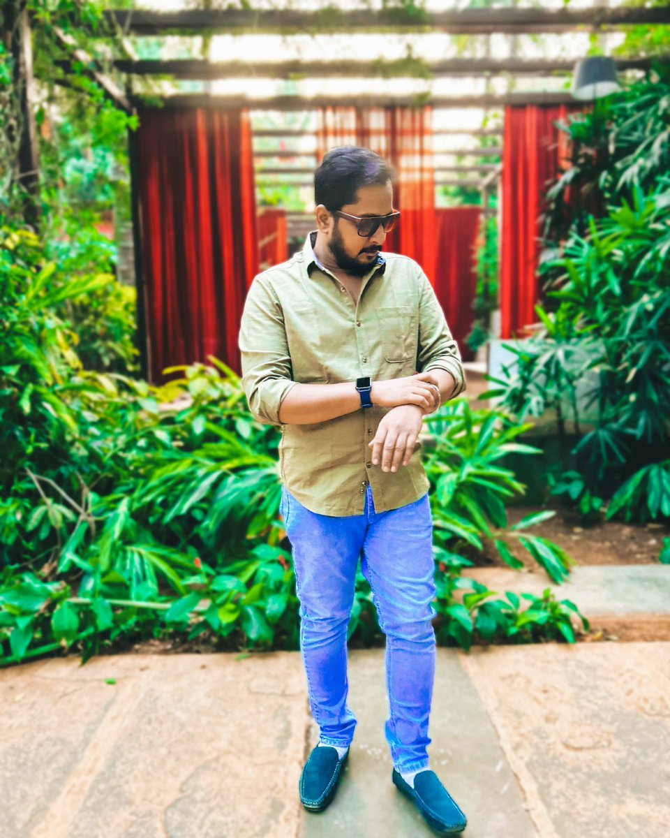 “In order to be irreplaceable, one must always be different.” - Coco Chanel. #cocochanel 

#allenmathewslofficial #studiosetup #bangalore #photoshoot