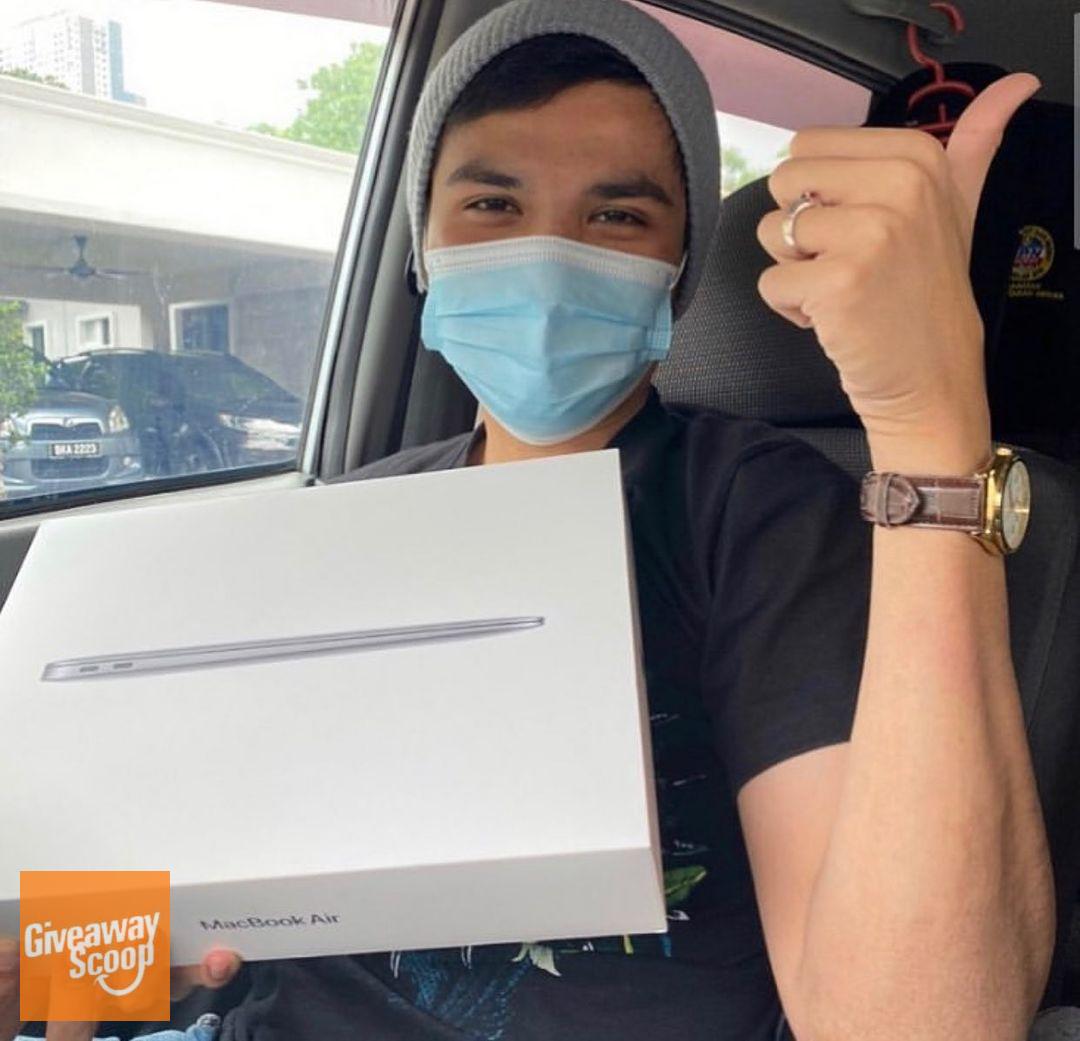 A huge congratulations to the winner of our MacBook Air Giveaway! 🎉 Your victory shines bright, and we hope your new device brings you endless joy and productivity. Well done!

 Discover and enter our newest giveaways. Link in bio. 🎁 #applegiveaway #giveaways #ukgiveaway