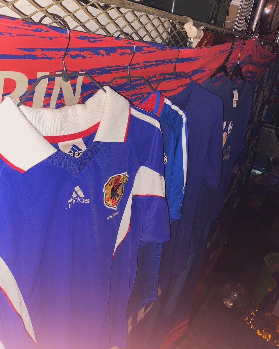 matsuyama_bace's tweet image. MATSUYAMA BASEです！
皆さん知ってましたか？
BASEはスポーツ観戦もできるんです！
サッカーアジアカップの時も盛り上がりました！⚽️
機会があれば是非お越しください！

#松山市BAR
#愛媛県BAR
#MATSUYAMABASE