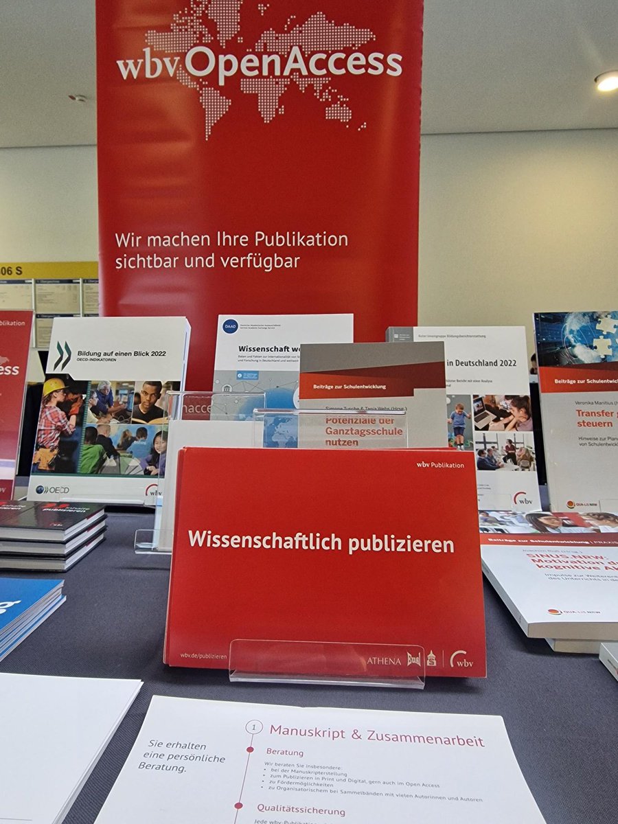 wbv Publikation (@wbv_de) on Twitter photo 📢wbv-Büchertisch beim #DGfE Kongress 2024! <a href="/HeilmannFrauke/">Frauke Heilmann</a>, @VanessaLeppert & Judith Linneweber stellen unser Programm vor (u.wbv.de/wbvso) und informieren über die wissensch. Publizieren u.a. im #OpenAccess.
<a href="/dgfe_2024/">DGfE Kongress 2024 in Halle</a> <a href="/NetzwerkEW/">Netzwerk "Erziehungswissenschaft | en?"</a> <a href="/EW_TUDresden/">Fakultät Erziehungswissenschaften TU Dresden</a> <a href="/ebf_up/">Erziehungswissenschaftliche Bildungforschung @ UP</a> <a href="/dipf_aktuell/">DIPF</a> 📢wbv-Büchertisch beim #DGfE Kongress 2024! <a href="/HeilmannFrauke/">Frauke Heilmann</a>, @VanessaLeppert & Judith Linneweber stellen unser Programm vor (u.wbv.de/wbvso) und informieren über die wissensch. Publizieren u.a. im #OpenAccess.
<a href="/dgfe_2024/">DGfE Kongress 2024 in Halle</a> <a href="/NetzwerkEW/">Netzwerk "Erziehungswissenschaft | en?"</a> <a href="/EW_TUDresden/">Fakultät Erziehungswissenschaften TU Dresden</a> <a href="/ebf_up/">Erziehungswissenschaftliche Bildungforschung @ UP</a> <a href="/dipf_aktuell/">DIPF</a>