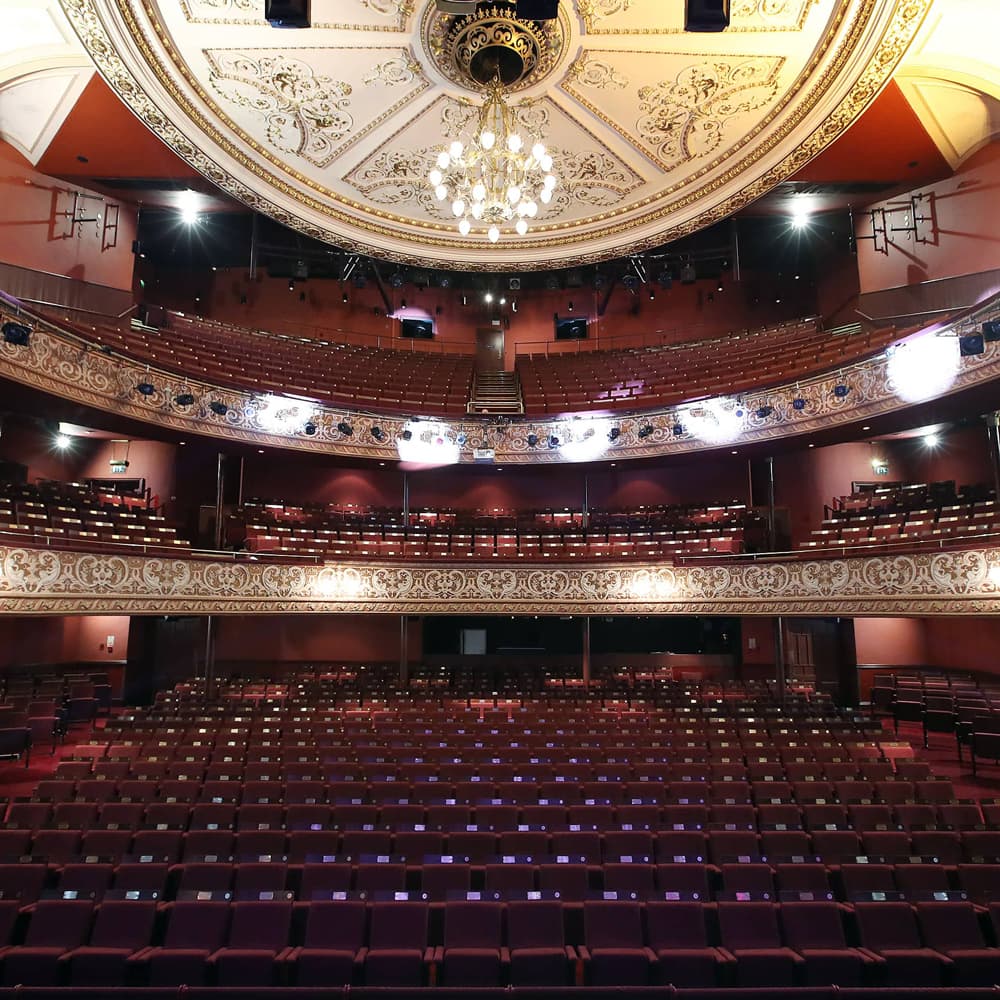 Tonight we head back to the Midlands to play to our biggest audience of the 2024 tour at @WolvesGrand Theatre #Wolverhampton. Still a few seats available to grab for a mother's day treat.