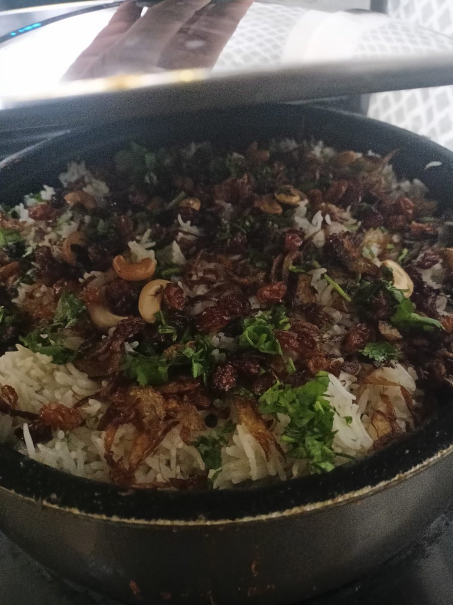 lunch_box_ideas's tweet photo. Sunday calls for a Biryani day …Its all about finding comfort in food you eat https://t.co/RBjgjJigTG
