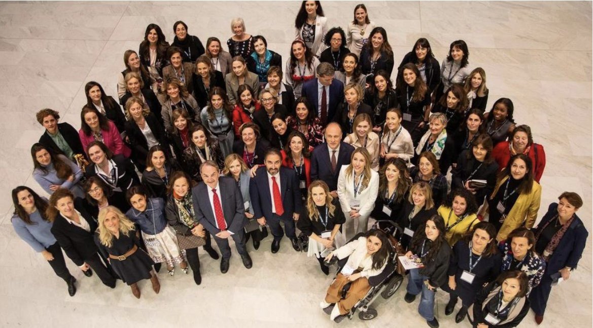 L’8 marzo abbiamo lanciato #ChangedByWomen con 99 straordinarie role models alumnae @Unibocconi. I progetti di mentoring e finanziamento sono pronti! Aspettiamo anche le altre!
