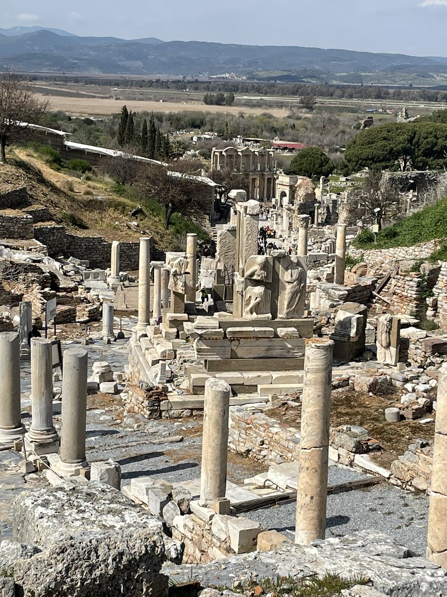 What can you do with three days and a few hours in Turkey. I would suggest working on an archaeogenetic ms, and a a forensic application. And also to use the last hours for an ultra trail in Ephesus. #aDNA #archaeogenetics #ephesusultra