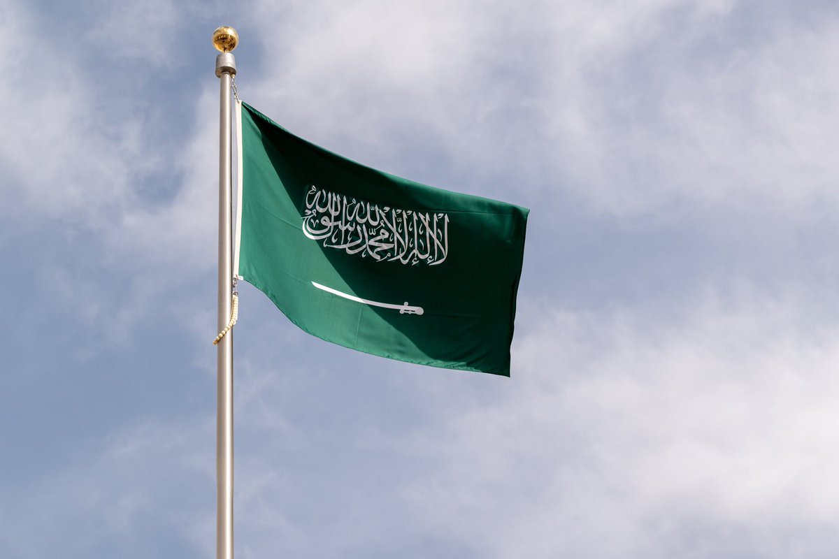 #السعودية تحتفي غداً الاثنين بـ #يوم_العلم السعودي الذي يوافق 11 من مارس كل عام ويأتي ذلك انطلاقا من قيمة العلم الوطني الممتدة عبر تاريخ الدولة السعودية منذ تأسيسها في عام 1727 للميلاد.
