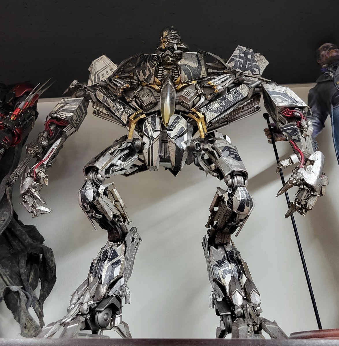threeA スリーエー 3A 限定版 スタースクリーム トランスフォーマー SF 