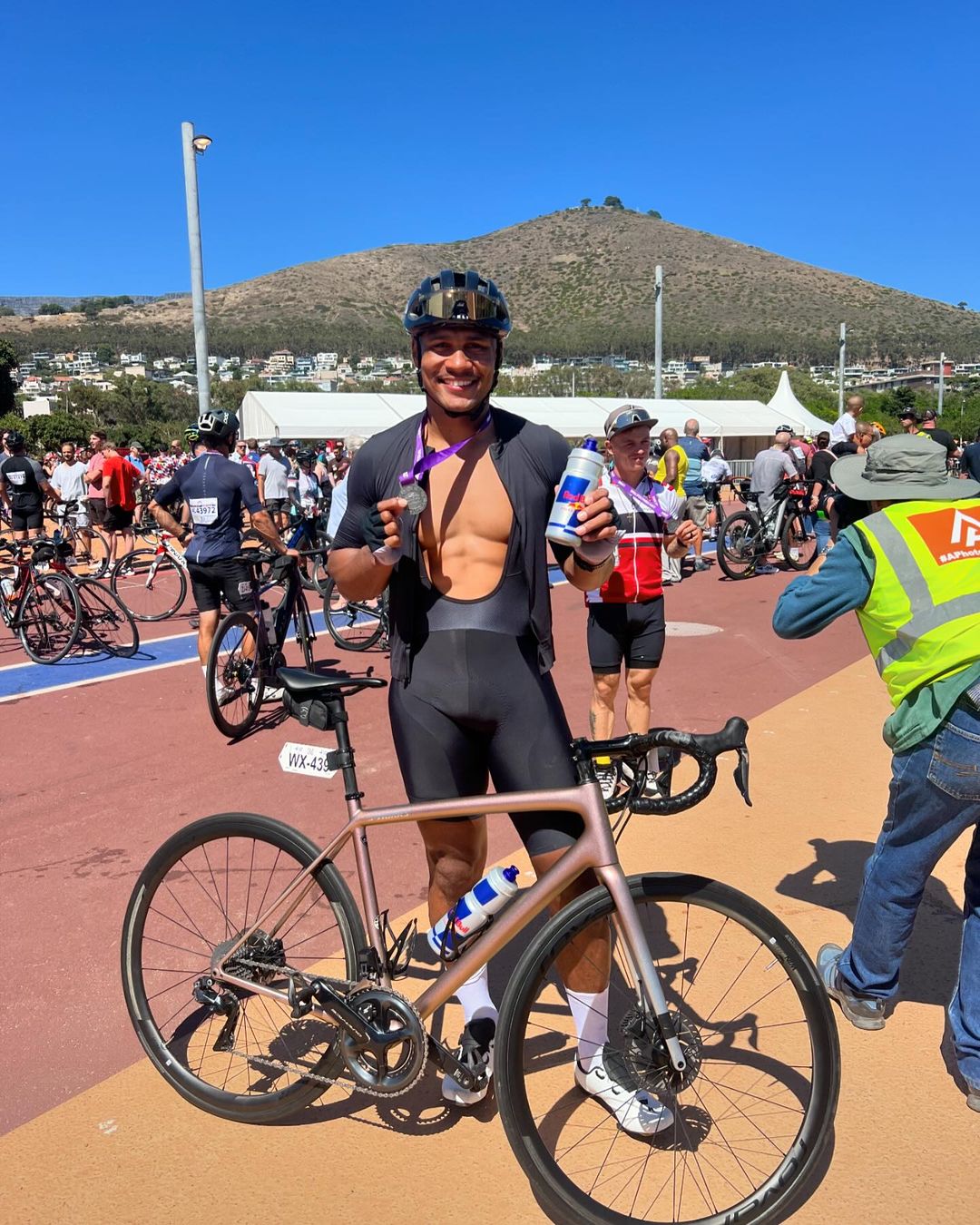 Cycle tour outlet