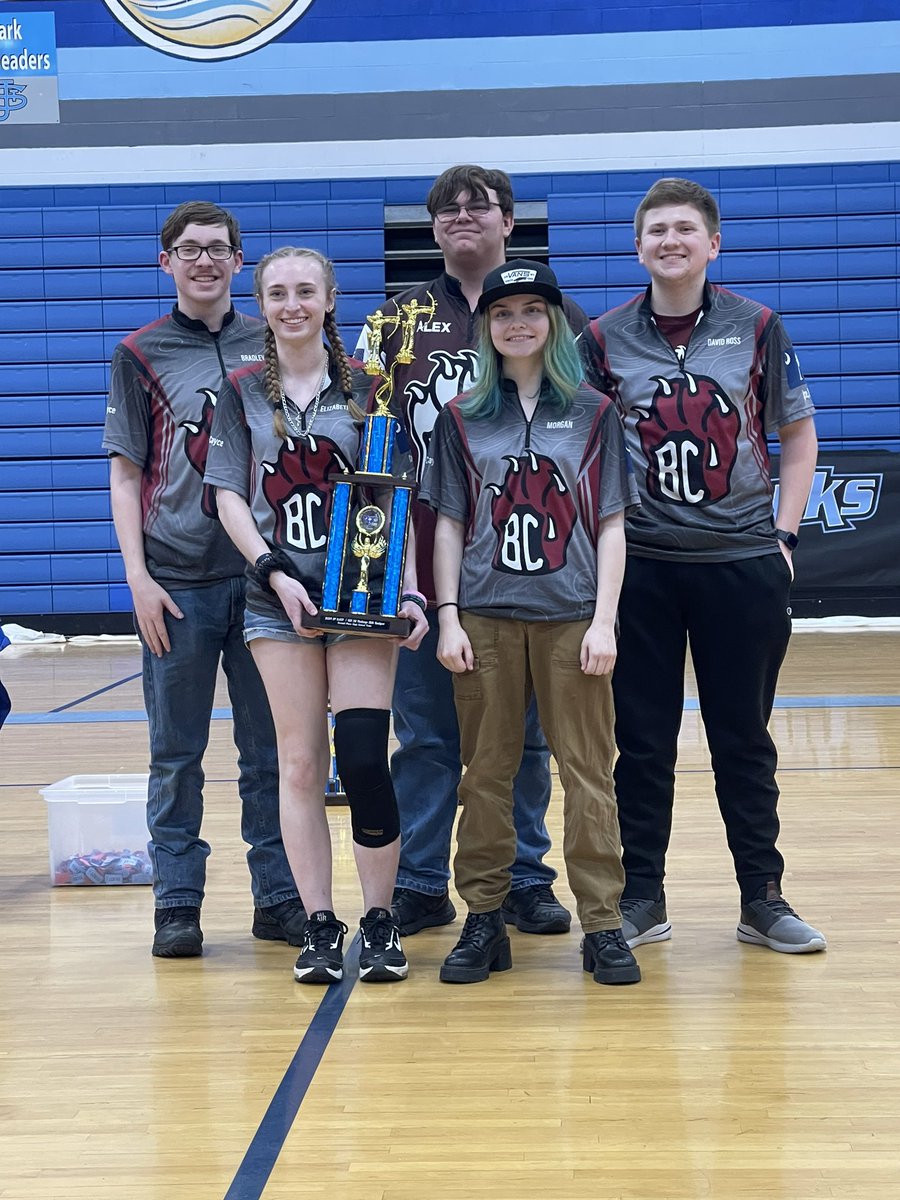 BearcatArchery's tweet photo. Second place 🥈 @NASPIBO3D and second place @naspschools bullseye 🎯 at the St James State Qualifier! #Road2State https://t.co/vo5hzqUuF1
