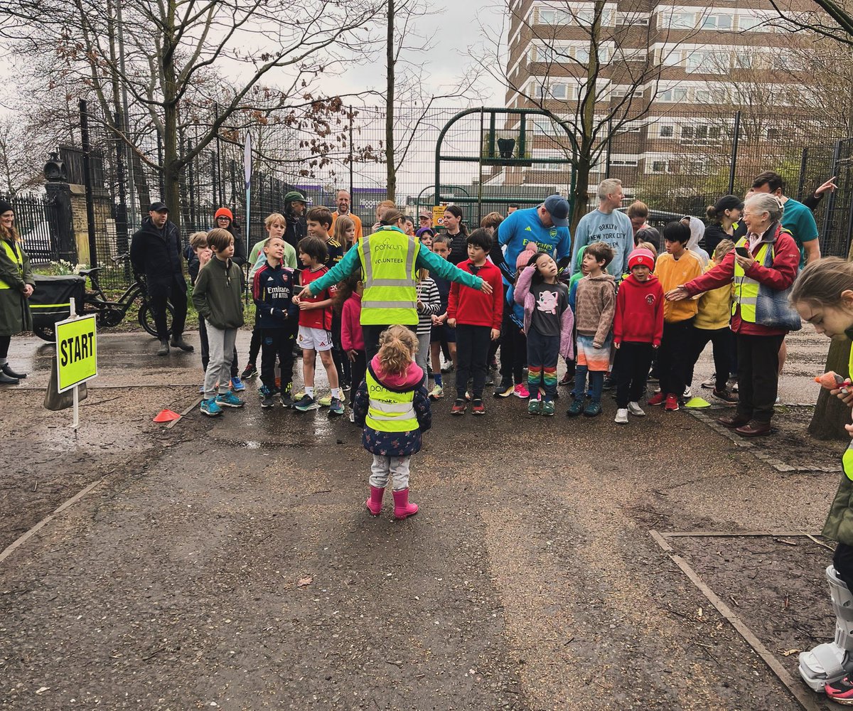 Well done to all our first timers, regulars and occasional parkrunners this morning! Lots of PBs today - maybe the risk of drizzle made them run faster! #loveparkrun #caledonianpark