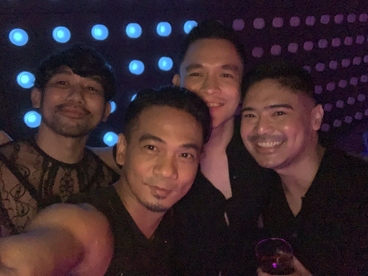 Diordadi's tweet photo. Finally a dance party! Fun #intensitymnl https://t.co/PScdIsjNDq