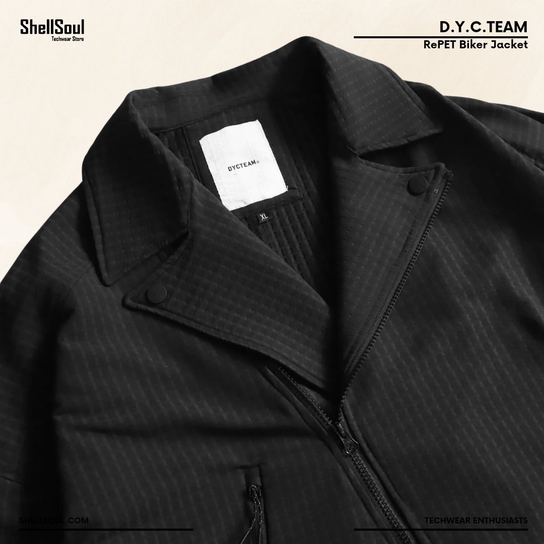 ShellSoul1's tweet photo. [ A Biker Soul]⁠
⁠
https://t.co/EclY7I6GqU’s RePET Biker Jacket, where cutting-edge design meets sustainability.
https://t.co/vkYn4cXWFS

---------- ⁠
#techwear #techwearclothing #bikerjacket #dycteam #waterproofjacket⁠
⁠ https://t.co/ponZNwoUiA