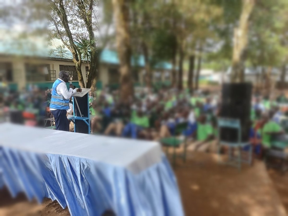 On Saturday, 9th March 2024 The FLC in collaboration with @ieknyanza participated in the St. Joseph School, Rapogi's Careers Day. The boys were enthusiastic about engineering with approximately 75% indicating that they'd love to pursue engineering careers. #Mentorship #STEM