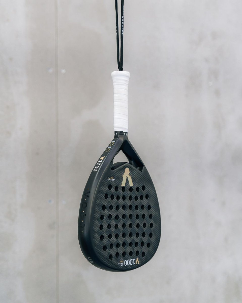 padelcorner's tweet image. Unlock unmatched power in your game with the Volt 1000 - now just £225, saving you £90 + FREE DELIVERY

padelcorner.co.uk/products/volt-…

Experience the thrill of maximum power in every swing. Don't miss this electrifying deal ⚡️#Volt1000 #PowerRacket #PadelExcellence #FreeDelivery #Padel