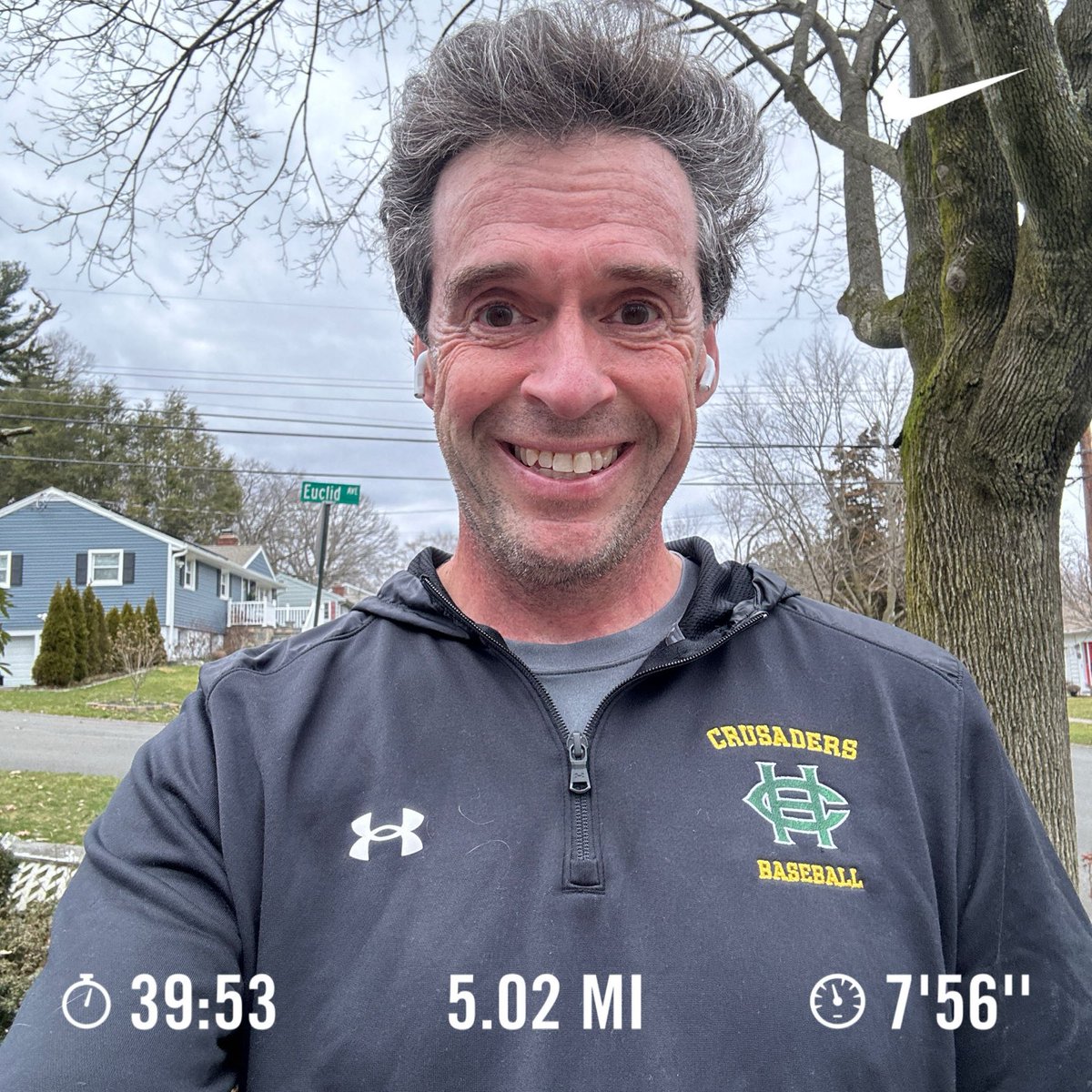 dmv1332's tweet photo. Ran 5.02 miles with Nike Run Club #JustDoIt now that was a run!! #sundayrunday #negativesplits #happyrunner #stratcity #teamrandibandanas #randibandanas https://t.co/dCHUosNuXL