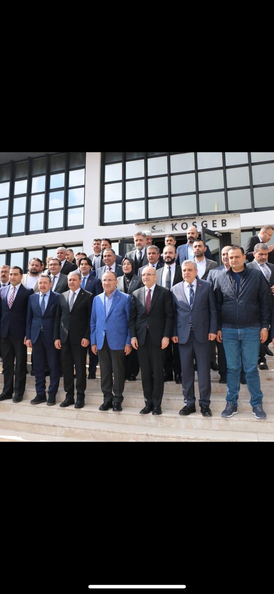 Hazine ve maliye bakanımız <a href="/memetsimsek/">Mehmet Simsek</a> ,tbmm Bşk.vek.<a href="/bybekirbozdag/">Bekir  Bozdağ</a>, valimiz <a href="/hasansildak/">Hasan ŞILDAK</a> ve milletvekillerimizle müteşebbis heyet istişare toplantısında müteşebbislerimizin talep ve ihtiyaçlarını dile getirdik