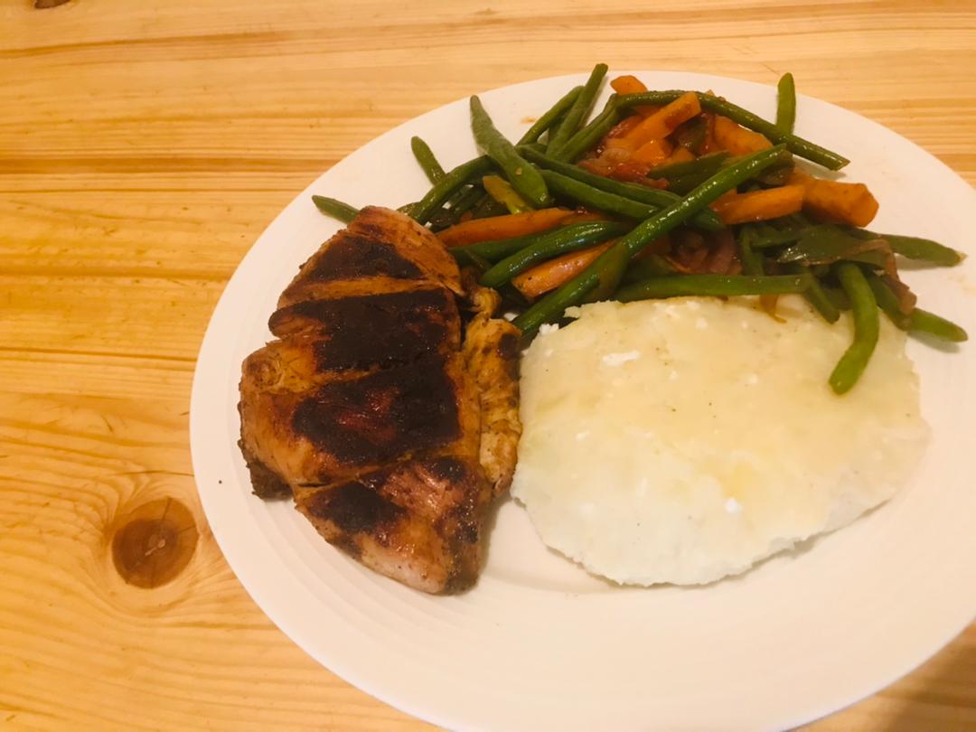 sindiheba1's tweet image. Hello my X People 👋 😩

Nkuko mubibona hano hari 50K ziri Ku meza 500 likes&amp;amp;250 Retweets 😭 🙏

Murabizi ko @mozy_pizza ar'aba 1 kuri Pizza za Qualite muri KGL ark musuye iyi YouTube channel 👇

 youtu.be/8X1NZroJod0?si… mwabona nibindi byinshi bakora 🔥