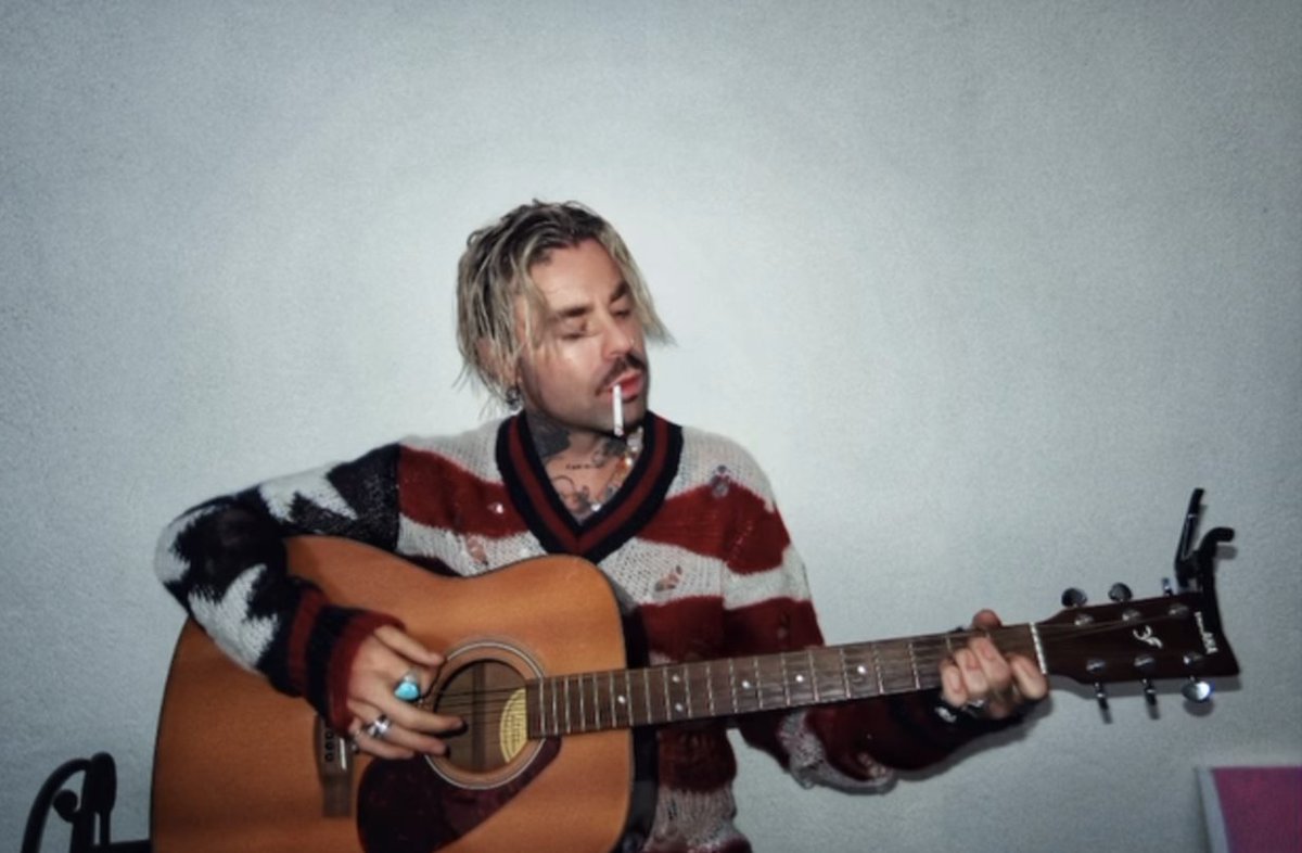 jjjennyjp's tweet image. Mod Sun without a doubt is mine! His music and positivity made me fall in love with life again ❤️ #ModSunDay