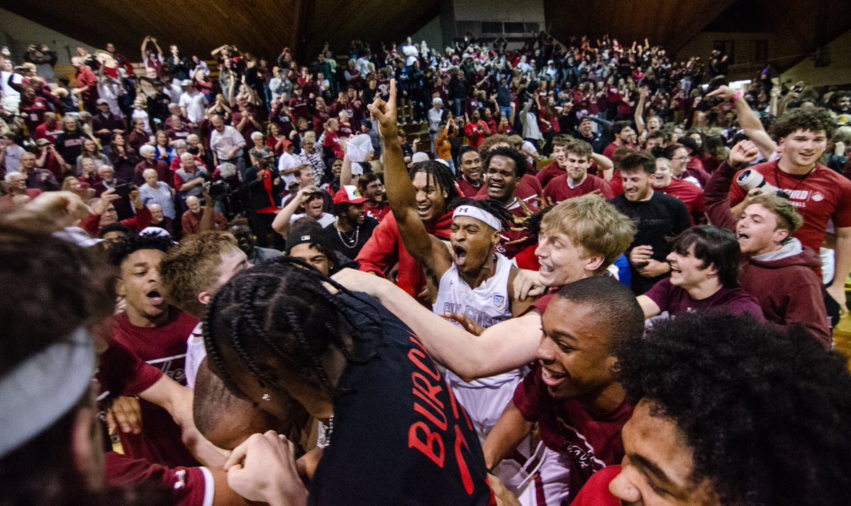 GuilfordCollege's tweet photo. Quaker Nation, thanks for coming out last night! Couldn’t have clinched the #FinalFour without you! Let’s keep it going! ♥️🖤🩶

#AboutLastNight #WeAreGuilford #RollQuakes #GoQuakes
 
👉 See all of the photos on our Facebook page https://t.co/4kQ4ZFqMkv