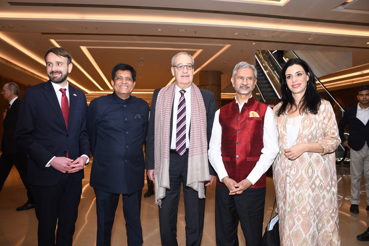 Dominique Hasler (@dominiquehasler) on Twitter photo What an honor that 🇮🇳 Foreign Minister <a href="/DrSJaishankar/">Dr. S. Jaishankar</a> also attended the signing ceremony of the India-EFTA Trade & Economic Partnership Agreement. Just two weeks ago we met and talked about the agreement and now it is a reality! Thank you for another warm welcome in India🇮🇳! What an honor that 🇮🇳 Foreign Minister <a href="/DrSJaishankar/">Dr. S. Jaishankar</a> also attended the signing ceremony of the India-EFTA Trade & Economic Partnership Agreement. Just two weeks ago we met and talked about the agreement and now it is a reality! Thank you for another warm welcome in India🇮🇳!