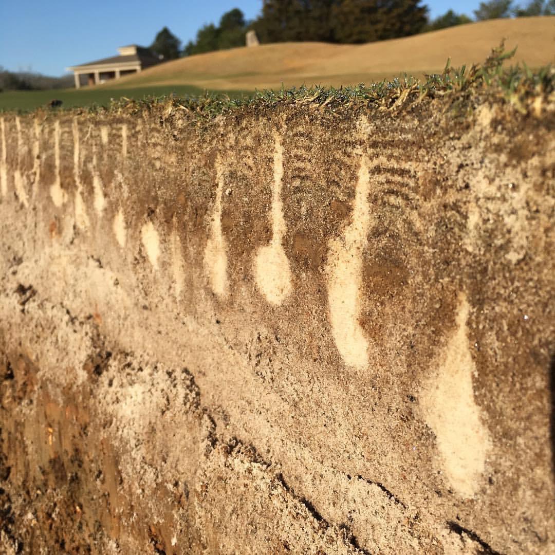 Throwback picture showing off dryject <a href="/midsouthdryject/">Mitch Alexander</a>  from the putting green when I was at <a href="/Tanasigolf/">Tanasi Golf</a>