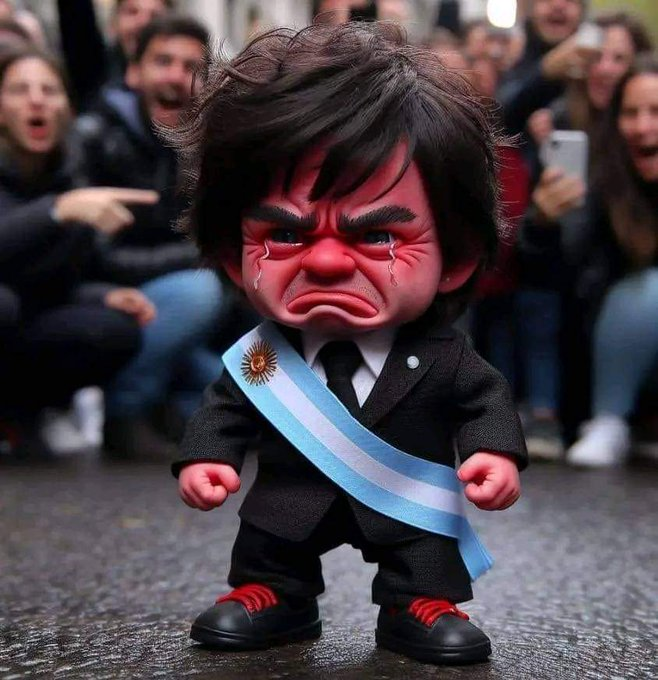 Horacio246's tweet photo. “Alien Duce el pequeño gran matón de la Internet” https://t.co/Jixb4OI8so