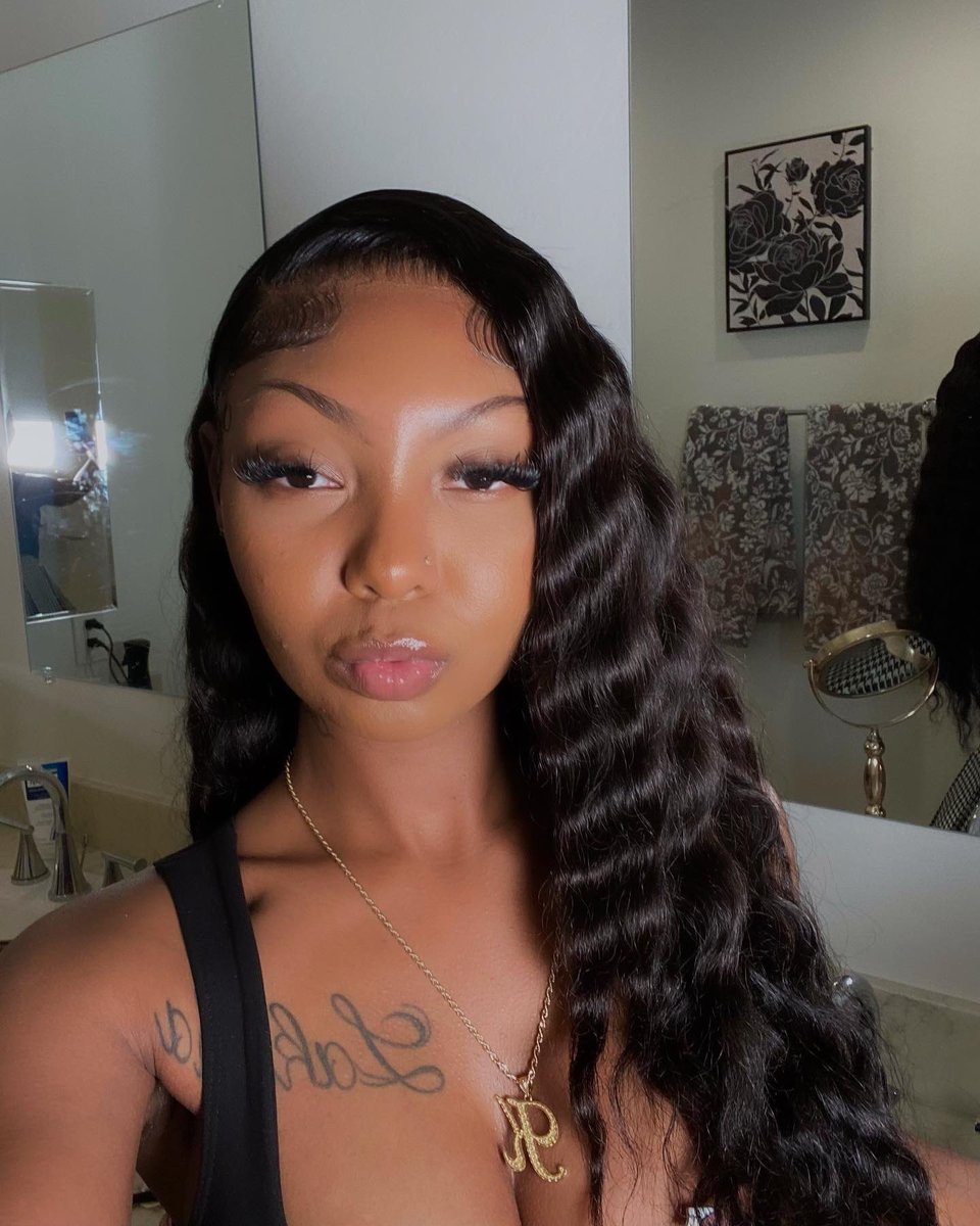 tiyahkk's tweet photo. 🖤 https://t.co/ciFZpWz3iS