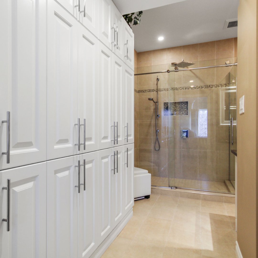 OPEN HOUSE Sun. March 10, 2-4 p.m.
2C-150 Robson Court
Kanata Lakes

Thinking of making a change? This easy living beautiful 2 bedroom + loft condo has excellent space and a wonderful open plan.

joansmith.com/ottawa-propert…

#ottawarealestate #joansmithrealestatefamily