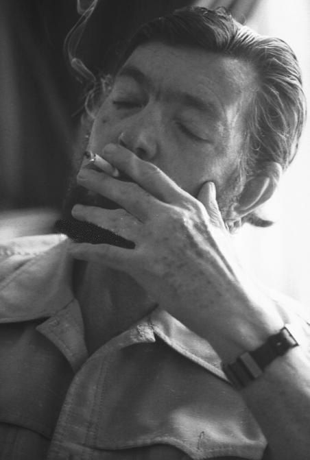 FilosofiaStoica's tweet photo. "Siempre quejándote de todo y a la vez fingiendo no darle importancia a nada. Vives de esperanzas, pero ni sabes qué esperas".

- Julio Cortázar https://t.co/aKpQ4ZDlwe