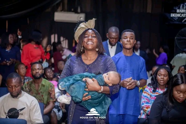 hotrumuahia1's tweet photo. |CHILD DEDICATION|
To God be the glory who has given us this gift of a damsel.
Mr and Mrs Chukwudi dedicated their baby, "God's gift Uloakum Chukwudi"
#Babydedication
#Christdependence
#Hotrumuahia
#Hotronline
#Hotrservice
#Hotrmedia
#Hotr https://t.co/FAISXm8Lmr