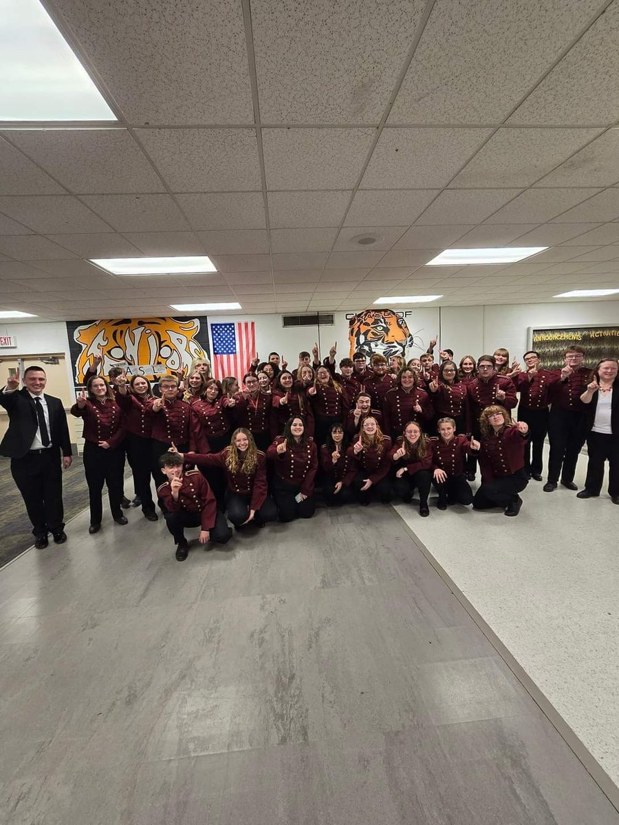 MusicBoostersSe's tweet photo. Congratulations to our SHS band and choir for both earning Superior ratings at OMEA District Large Group this weekend.  State bound!  Way to go!

@Southeastsupt 
@SigworthSteve https://t.co/UijVbxaQA8
