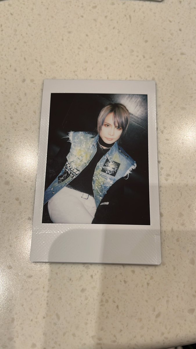 At5Jc's tweet photo. チェキの交換、お譲り先探しております。

BugLug Re:G.A.Gツアー

譲　3/10優さん、悠介さん、燕さん　3/6悠介さん

求　3/10一聖さん

交換が見つからなかった場合定価でのお譲り先も探しております。
ツアー公演での手渡しでのお取引も可能ですのでご気軽にお声がけくださいませ。 https://t.co/XCAJl9V7gP