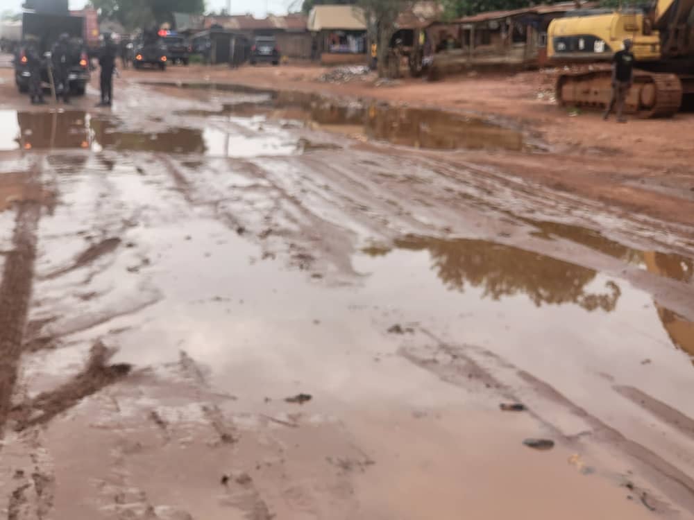 Federal Government Addresses Concerns on Benin- Ekpoma- Auchi Okpella-Okene- Lokoja Road, Gives a Marching Order to Contractors To Justify The Funds Released to them or Risk Termination of Their Contracts... fmw.gov.ng/read/3159