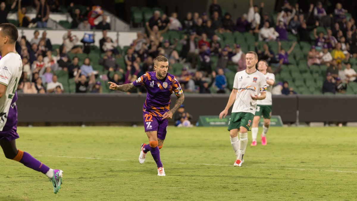 Tom_Mc_C tweet media