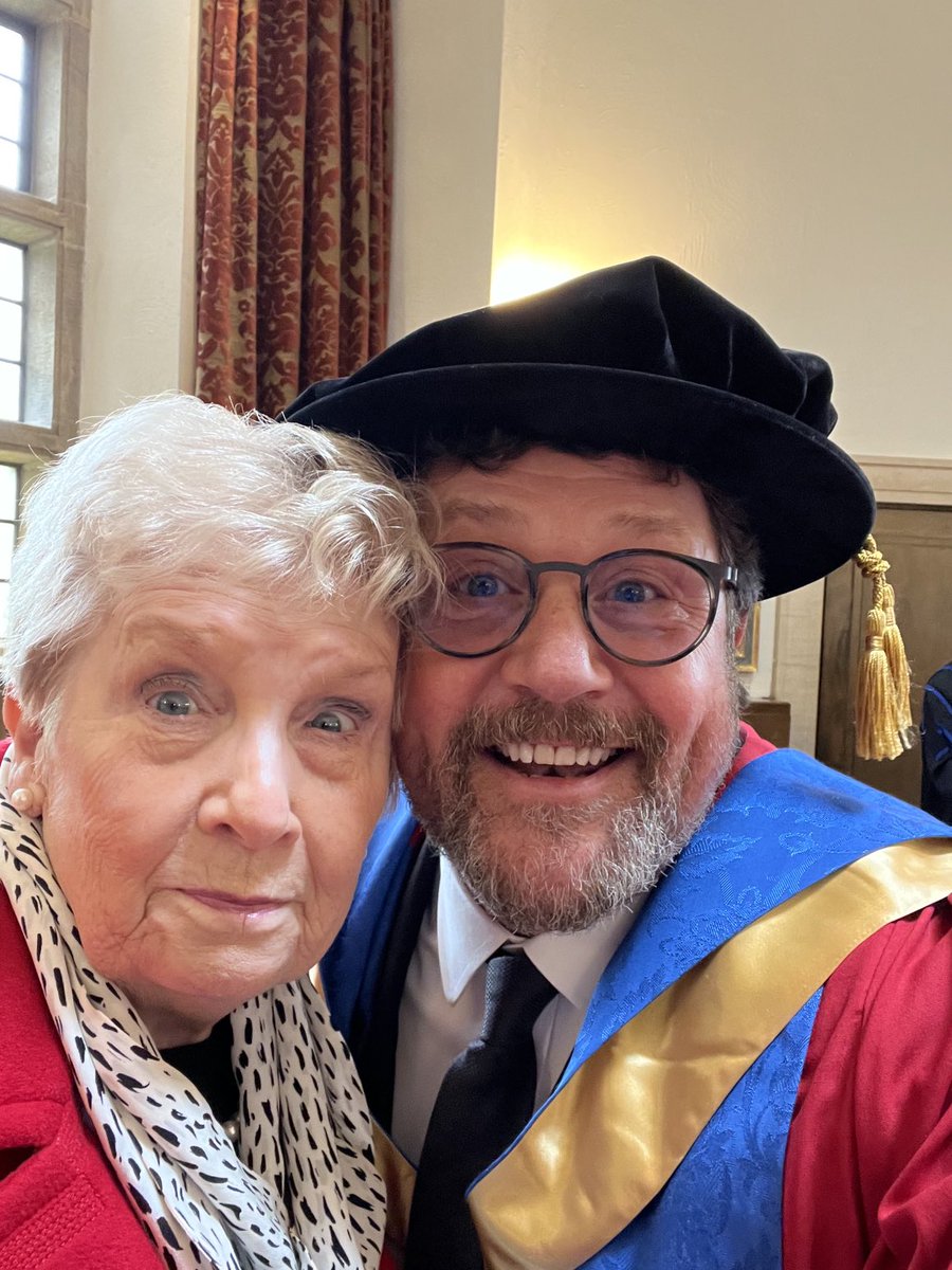 Happy Mother’s Day. This is my gorgeous one Ruth. The look of shock on her face is due to not quite believing I was now an Honorary Doctor and rocking the look😎😂. Bloody loves you Mam ❤️❤️❤️