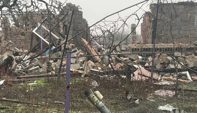 As a result of a Russian kamikaze drone strike, the residential sector in Dobropillia, Donetsk region, suffered destruction, and at least two civilians are believed to have been trapped under the rubble.