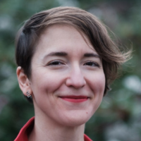 HornBook's tweet photo. ICYMI on #TalkswithRoger: Vera Brosgol Talks w/ Roger Sutton about PLAIN JANE AND THE MERMAID (@01FirstSecond/@MacKidsBooks): "The longer you spend with yourself working on something big like a graphic novel, the more doubt sets in." https://t.co/pSoP6FmqzJ https://t.co/VMwksg7Rmr