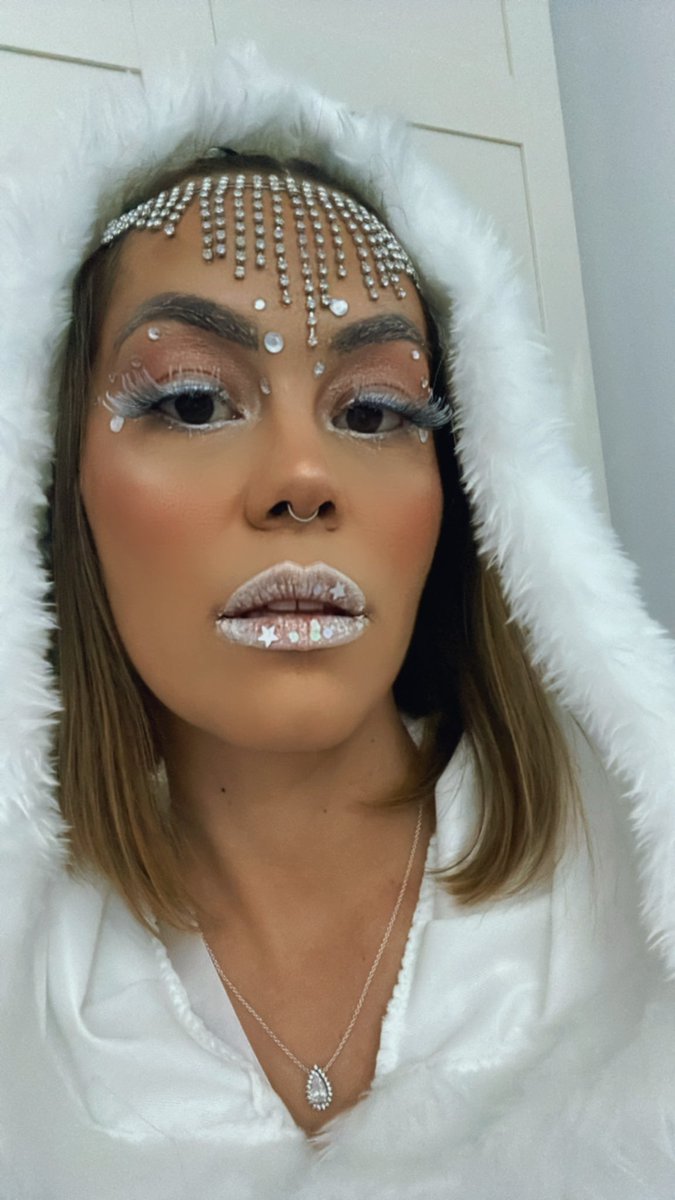 Adoro el make up de ayer🤍