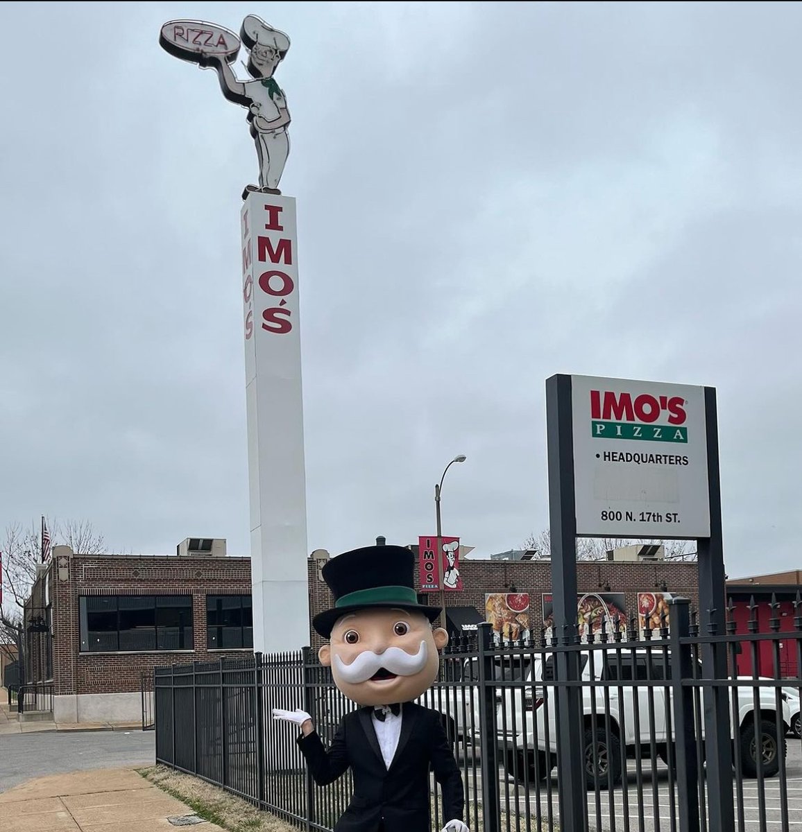 imospizza's tweet photo. 🎲 Wanna see an Imo's Pizza space on the new #STL Monopoly game? 
🖐️ Tell #Hasbro to put #ImosPizza on the board by emailing St.Louis@toptrumps.com by April 1! 
📲 Let's GOOOOO #TeamImos! 

📸 @julielallypr @toptrumps https://t.co/iwt78MauJq