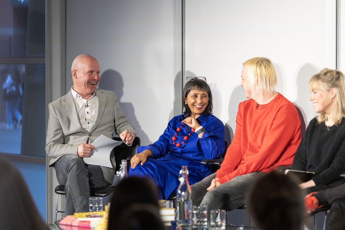 Sumita Singha 💙 tweet media